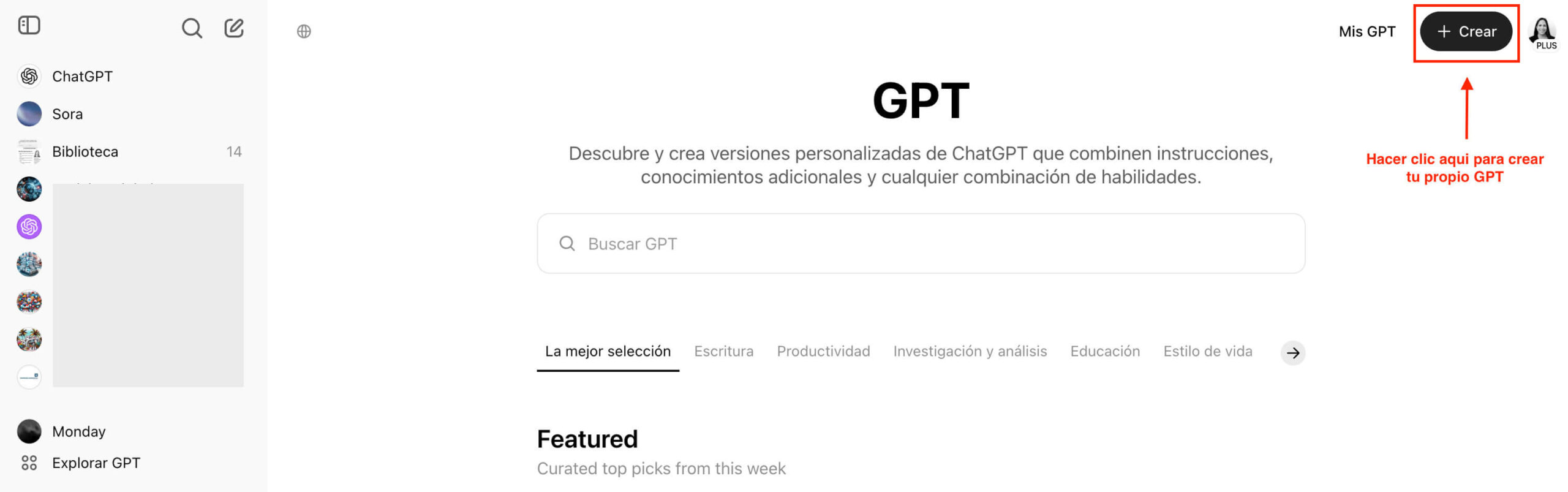 Screenshot de ChatGPT mostrando la opción para crear un GPT